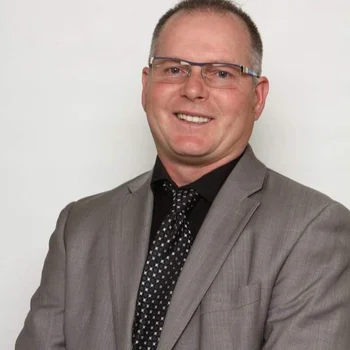 Image of Derek Burke, Associate